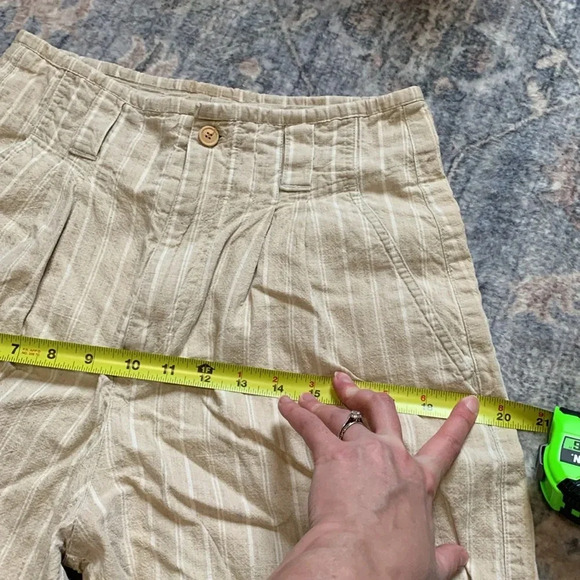 Vintage linen blend bareback stripped shorts - Picture 10 of 11